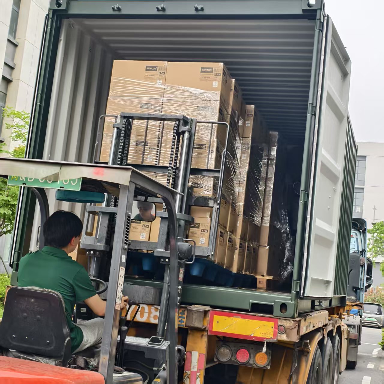 Cume a Fabbrica di Macchina di Caffè Prufessiunale Assicura a Spedizione di Container Sicura è puntuale Per i Cumpratori Globali?